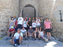 El Castillo de Manzanares el Real recibe la visita de APADIS